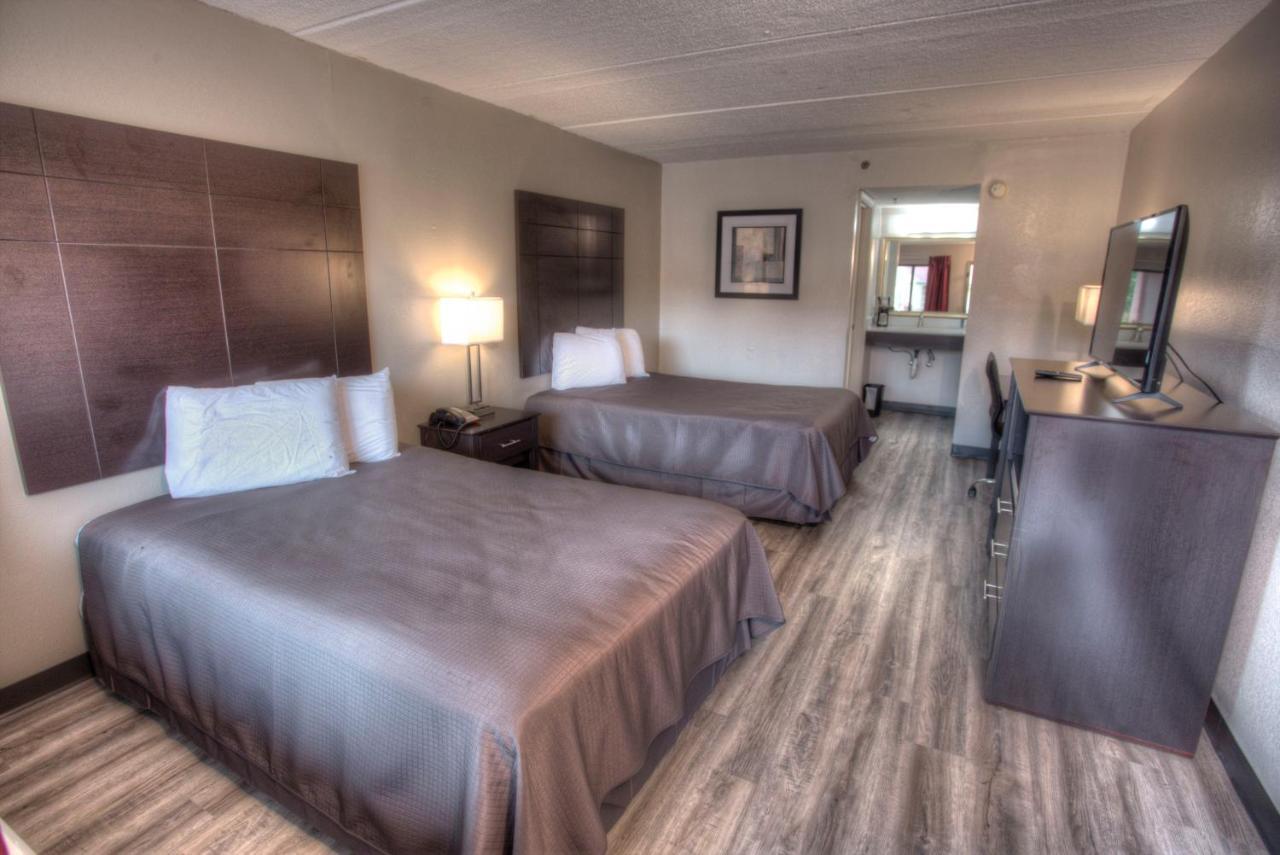 Budgetel Inn And Suites Plus Хелън Екстериор снимка